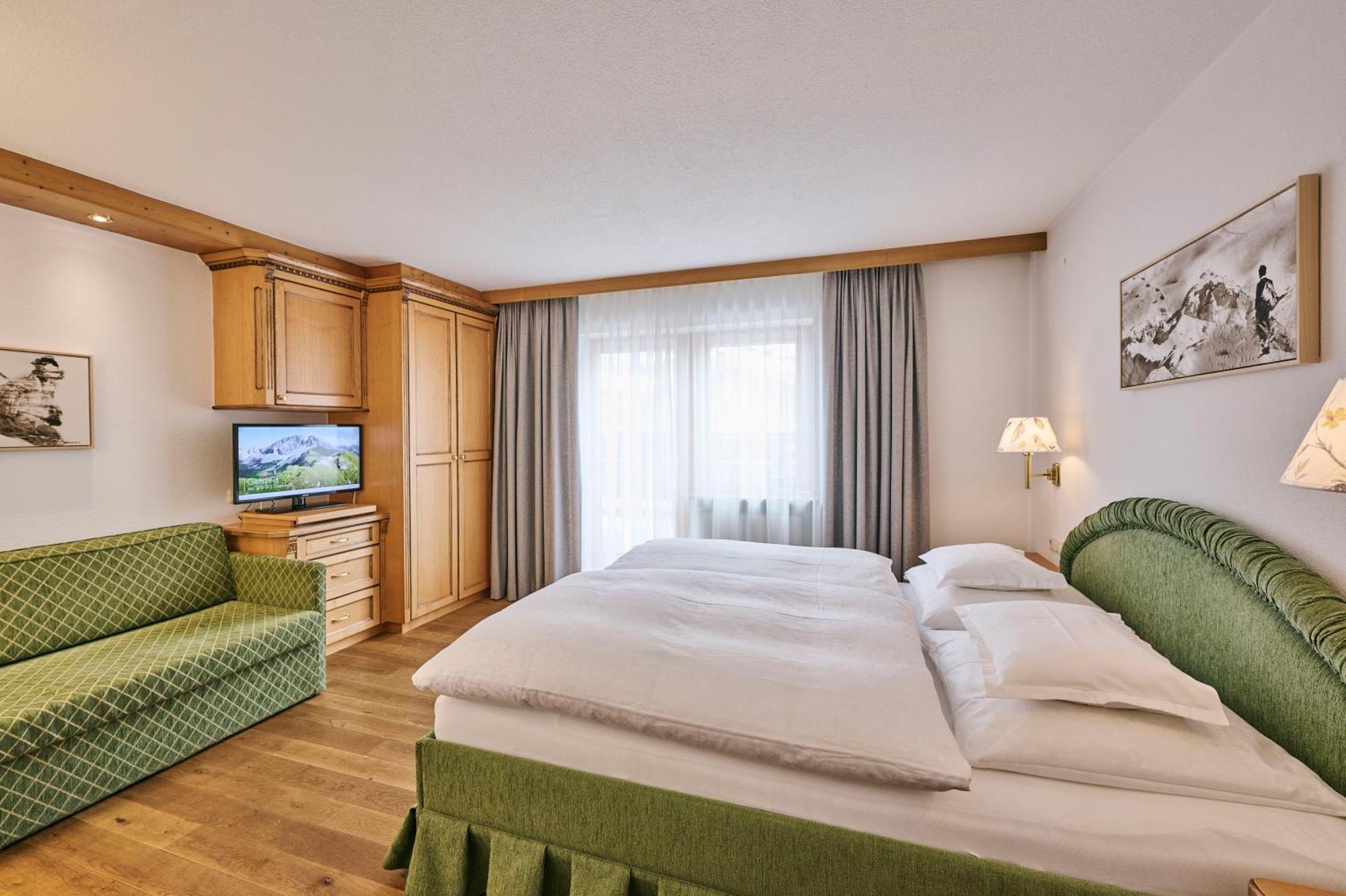 Hotel Garni Sursilva Лех-ам-Арльберг Екстер'єр фото